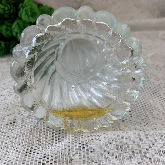 Vintage Avon Clear Candlestick empty. Wonderful Vintage Condition. - Picture 4 of 6